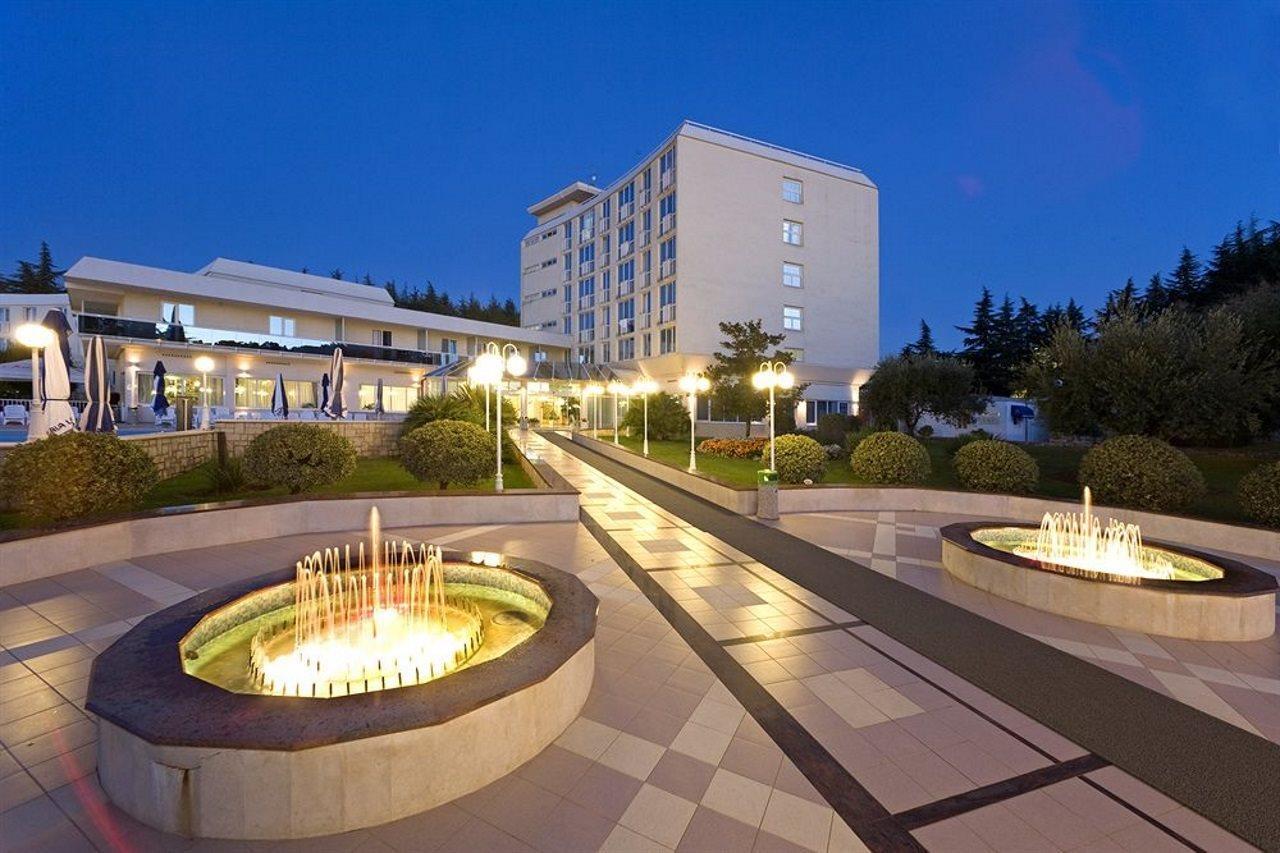 Hotel Park Plava Laguna Poreč Exterior foto
